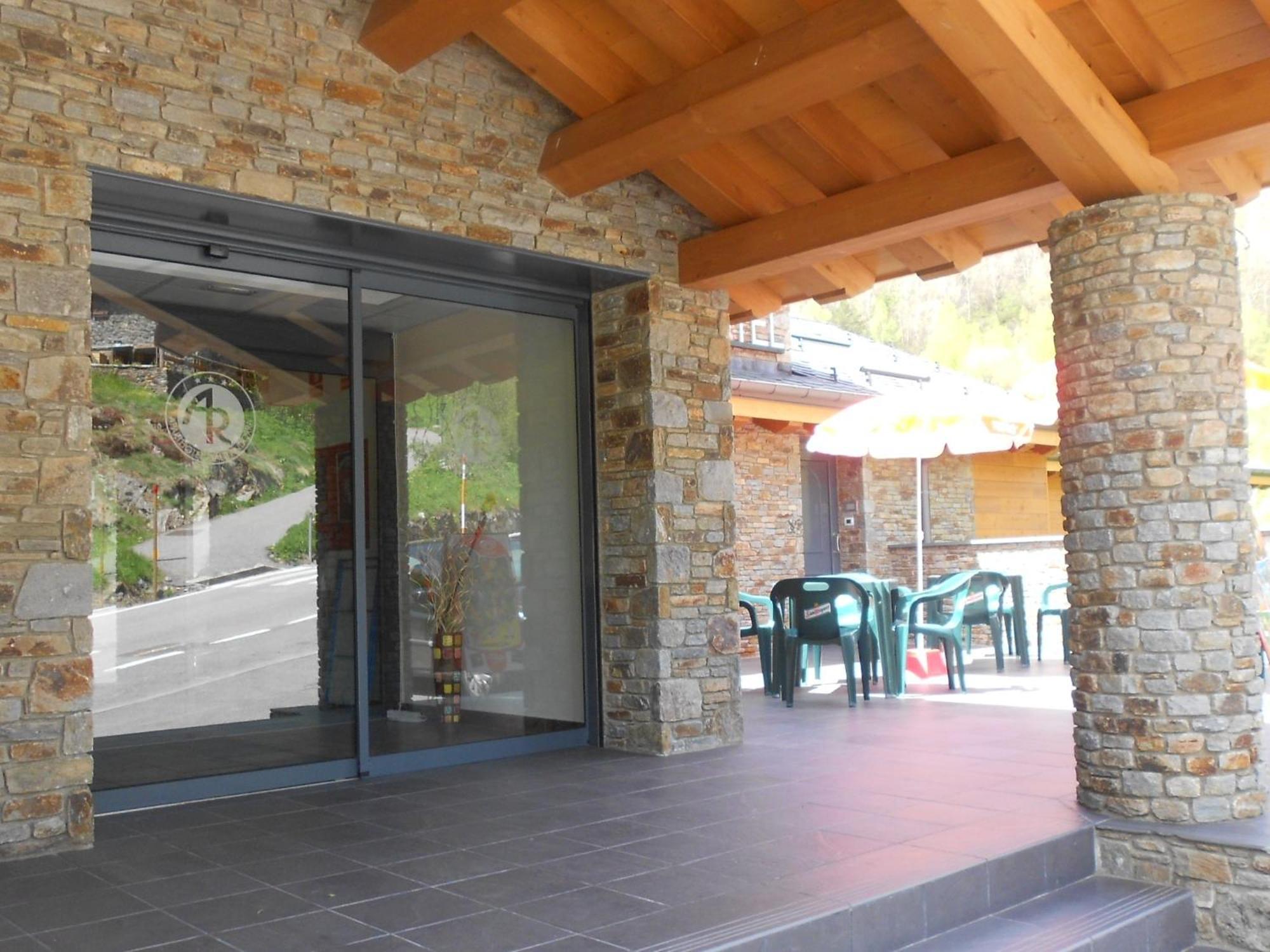 Aparthotel Rialb El Serrat Luaran gambar