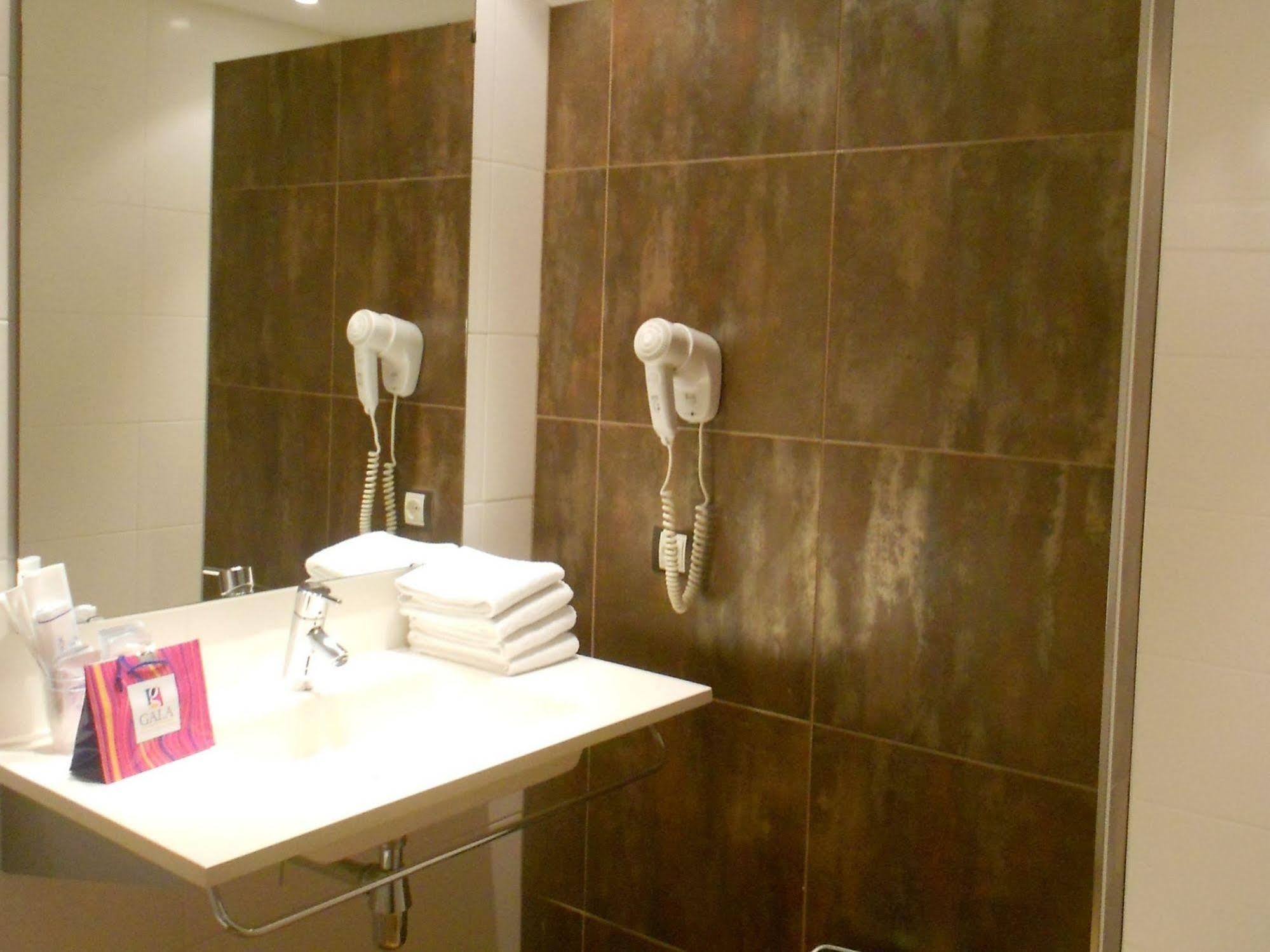 Aparthotel Rialb El Serrat Luaran gambar